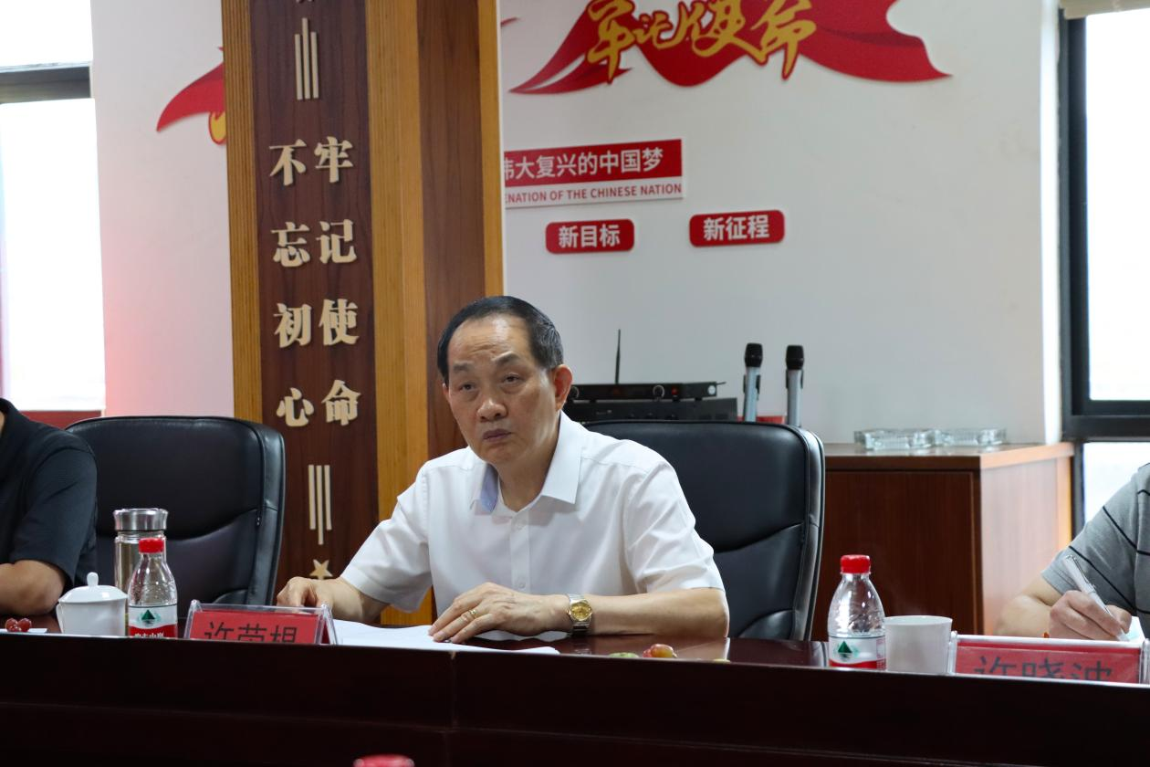 共謀發(fā)展啟新程 展望未來繪藍圖——董事長一行赴集團旗下企業(yè)調(diào)研座談